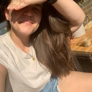 Meet your Posher, Angela